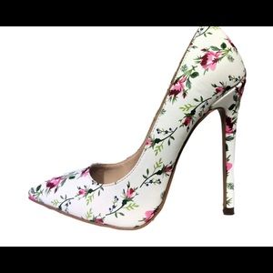 ❤️Shoe Republic LA floral stiletto heels